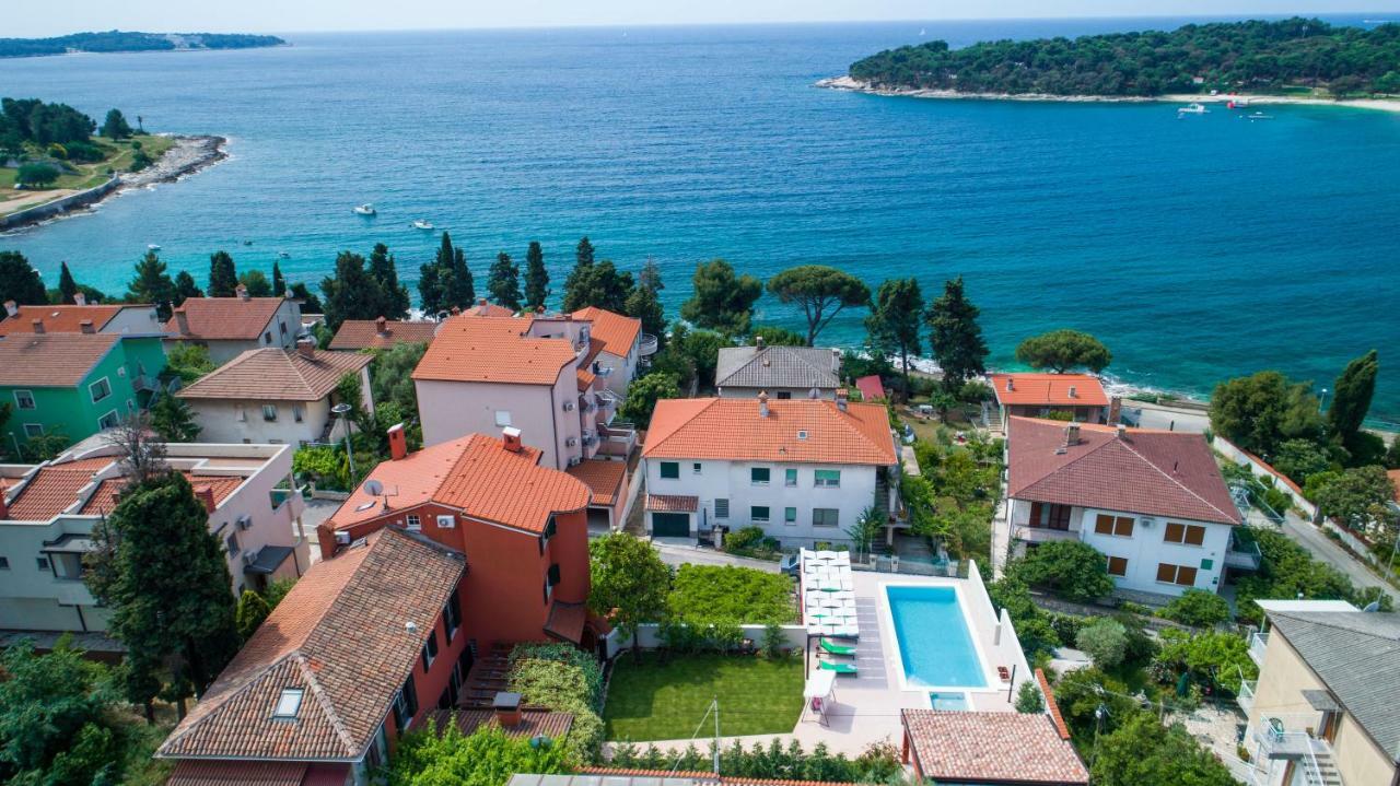 Villa Oria Pula Bagian luar foto