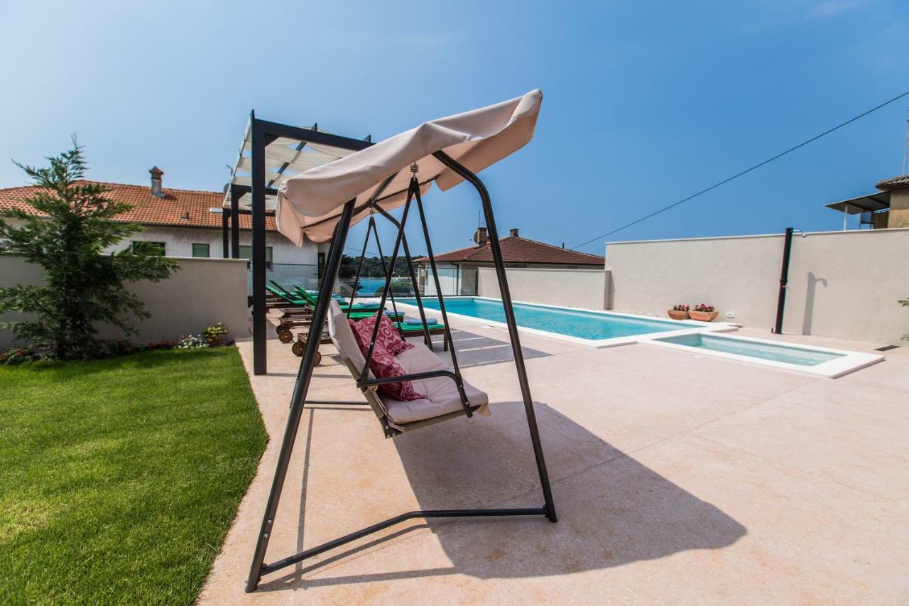 Villa Oria Pula Bagian luar foto